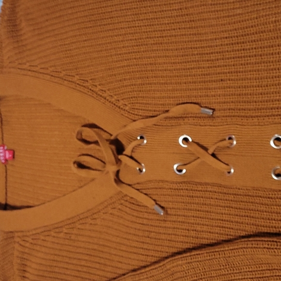 Guess sweater - Picture 2 of 3